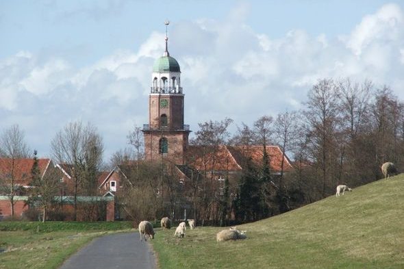 Kirche in Ditzum Ferienhaus Amelsberg Fewo in Leer Ostfriesland