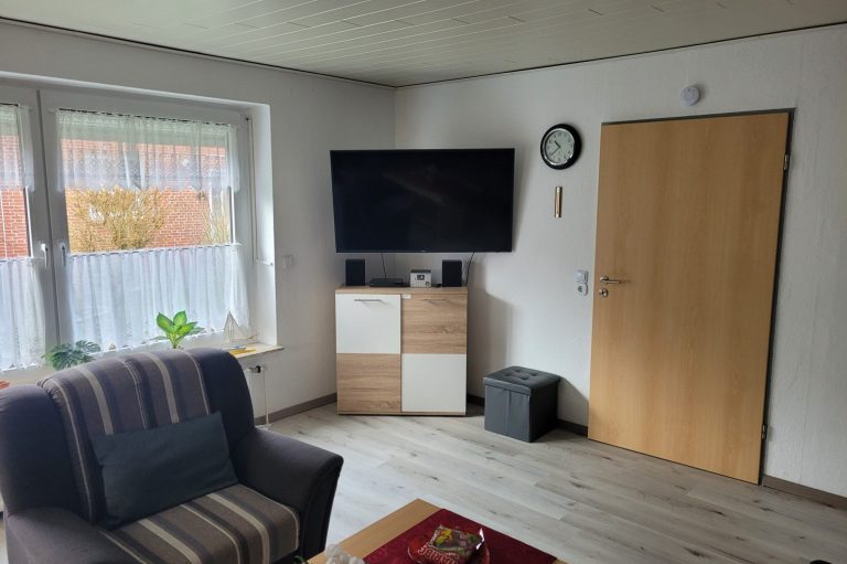 Wohnzimmer Fenster 4 Sterne Ferienhaus Fewo Ferienwohnung Unterkunft in 26789 Leer Ostfriesland
