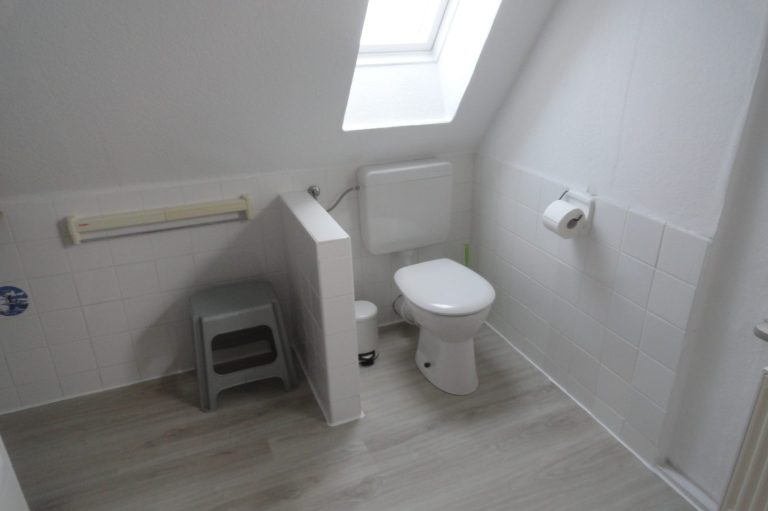 Toilette Dachfenster Ferienwohnung Ferienhaus Fewo in 26789 Leer Ostfriesland