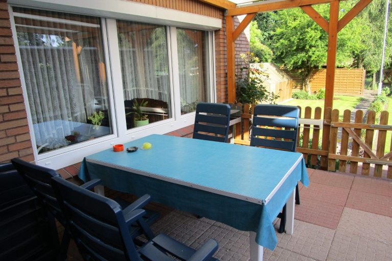 Terrasse Ferienhaus Fewo Ferienwohnung Amelsberg 26789 Leer Ostfriesland